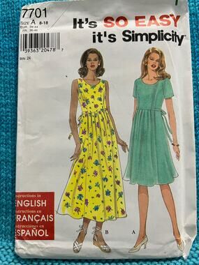 Simplicity 7701 Sewing pattern midi maxi dress 1990s size 8-18